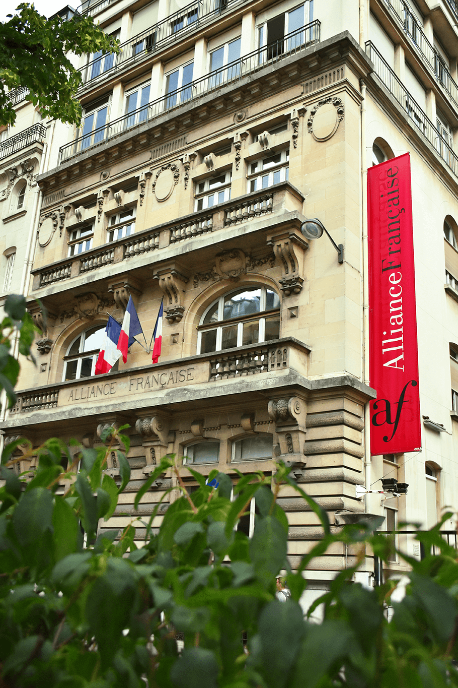 Alliance française de Paris.