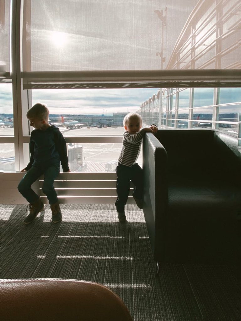 SALIR DE FRANCIA CON HIJOS MENORES